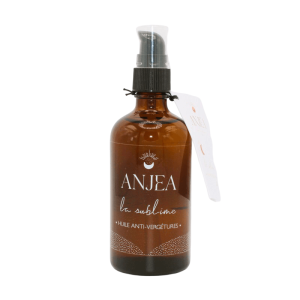 Aceite natural nutritivo que aporta elasticidad y suavidad a la piel. Apto para todo tipo de piel.