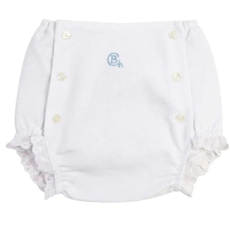 Cubrepañal blanco de Chocolat Baby con detalle bordado en celeste y seis botones delanteros.