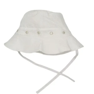 Gorrito para bebé de 3 meses con delicados bodoques en dorado y pequeñas alas laterales para proteger del sol