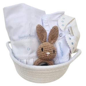 Mini Cesta Dulces Sueños Azul con pijama de algodón, sábanas para moisés y sonajero de conejito para recién nacido